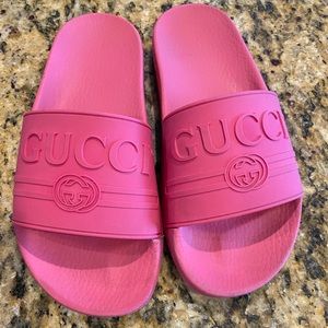 Gucci Pursuit Slide